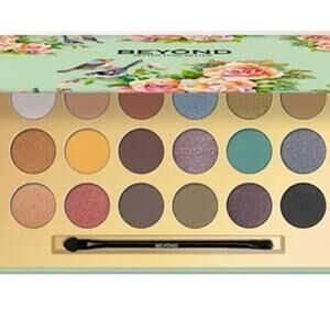 BEYOND Eyeshadow Palette - Peony